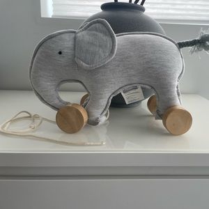 Crate & barrel / crate & kids elephant
